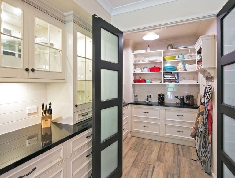 Butler's Pantry Design Maytain